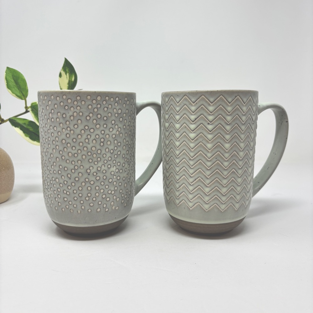 Set of 2 LAURIE GATES Stoneware Mugs